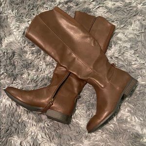 Tall Brown boots